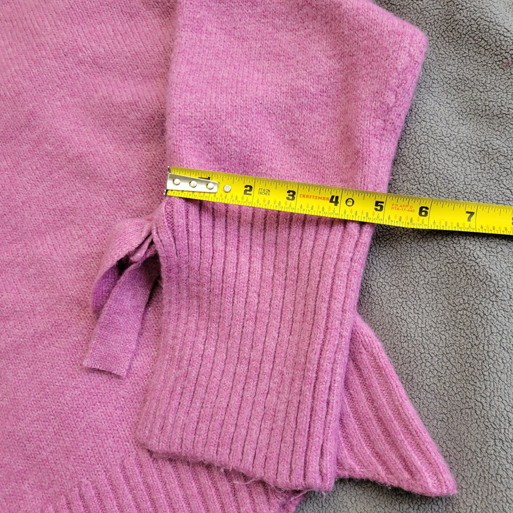 FOREVER 21 COMTEMPORARY Sweater cropped top purple scallooped slit arms cozy - Picture 4 of 13